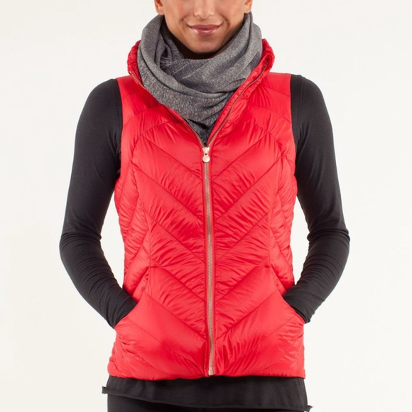 Lululemon Down Town Vibrant Red Down Puffer Vest Size 10 Cozy Athleisure - Picture 1 of 12